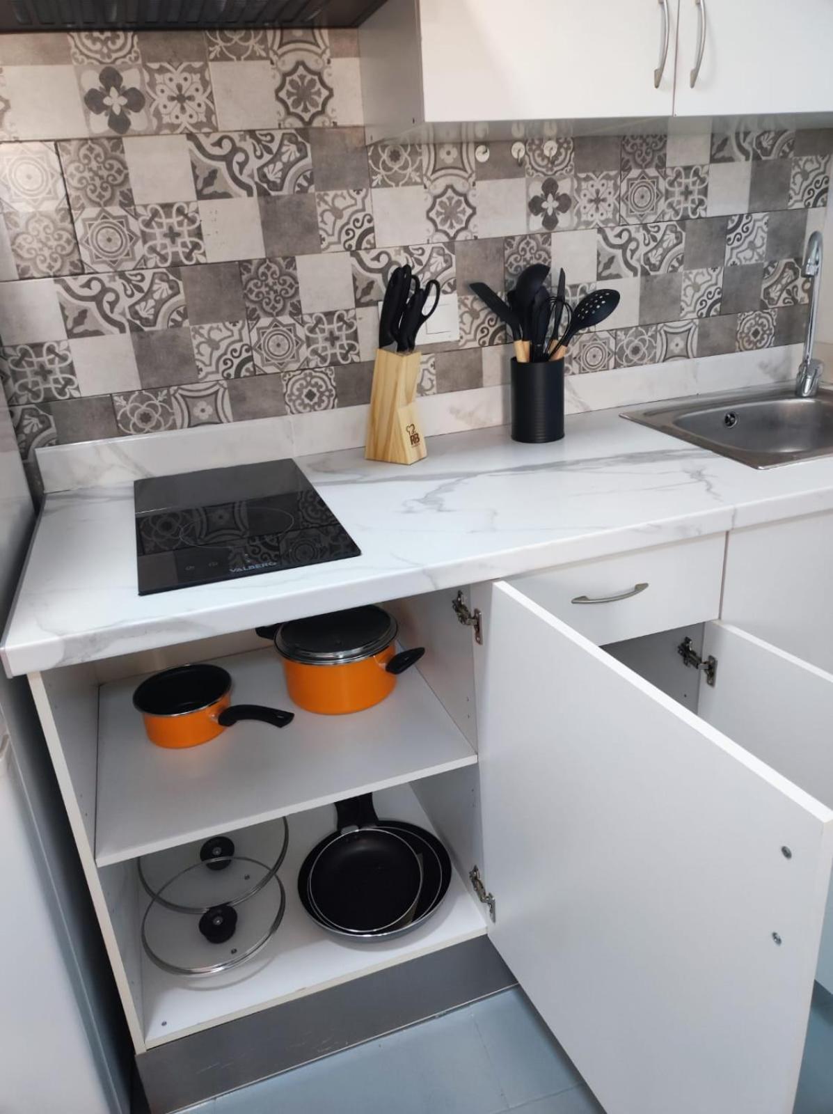 Apartamento Centrico Cerca De La Playa Alicante Esterno foto
