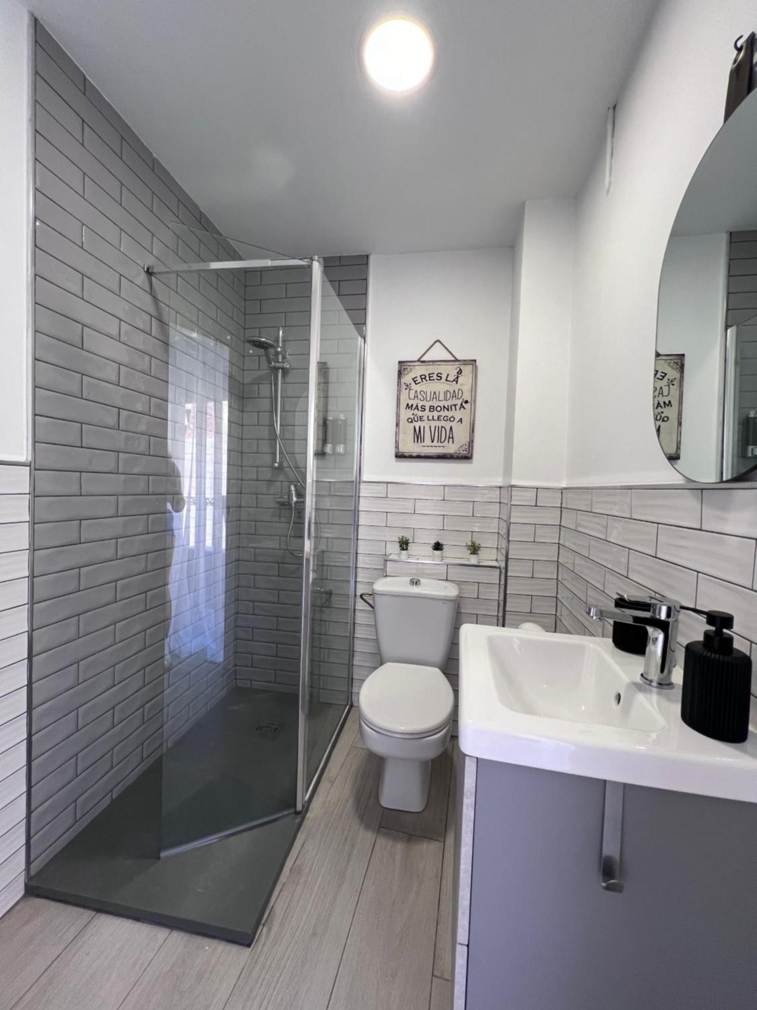Apartamento Centrico Cerca De La Playa Alicante Esterno foto